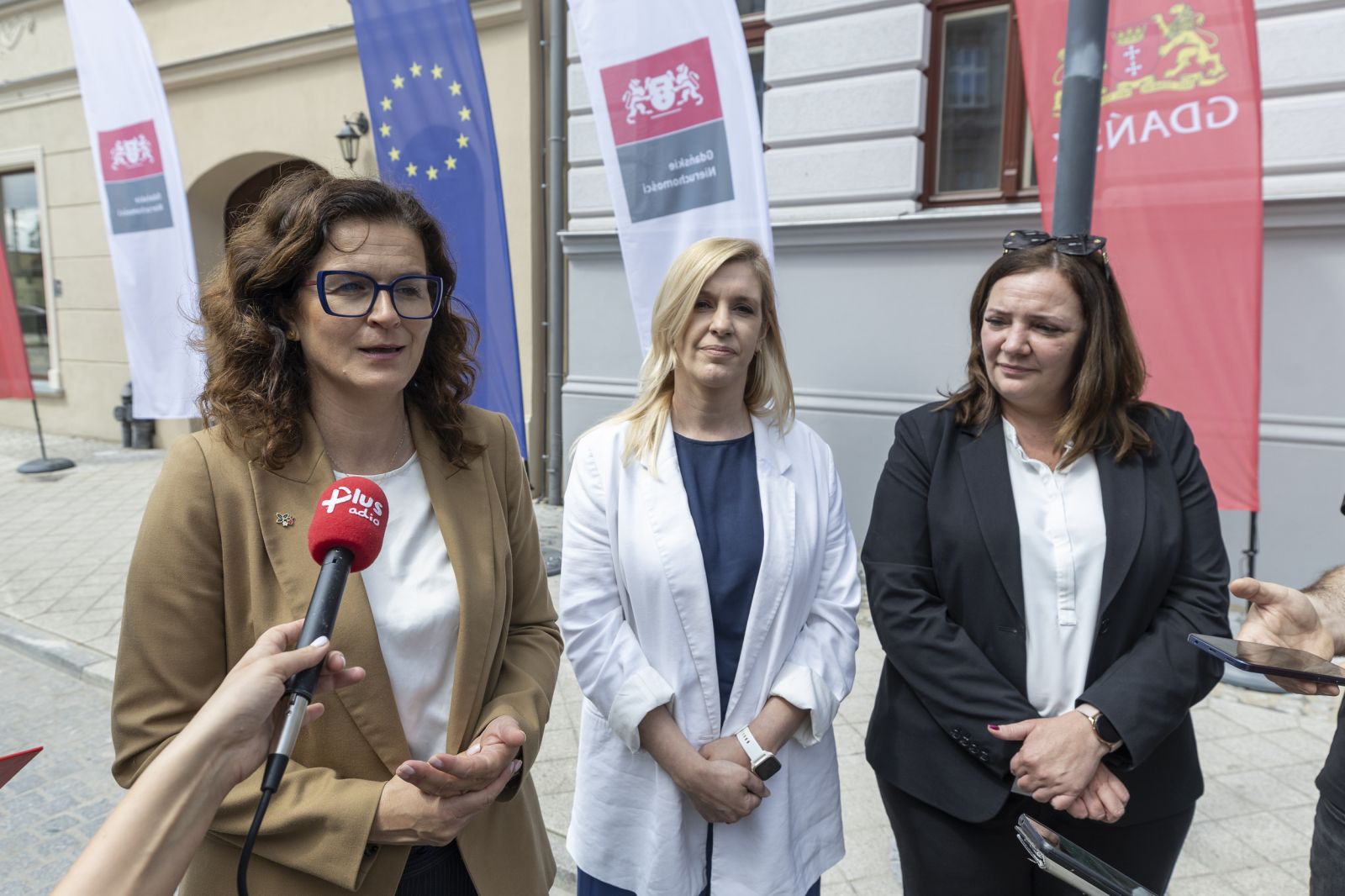 Na zdjęciu prezydent i wiceprezydent Gdańska oraz dyrektorka Gdańskich Nieruchomości