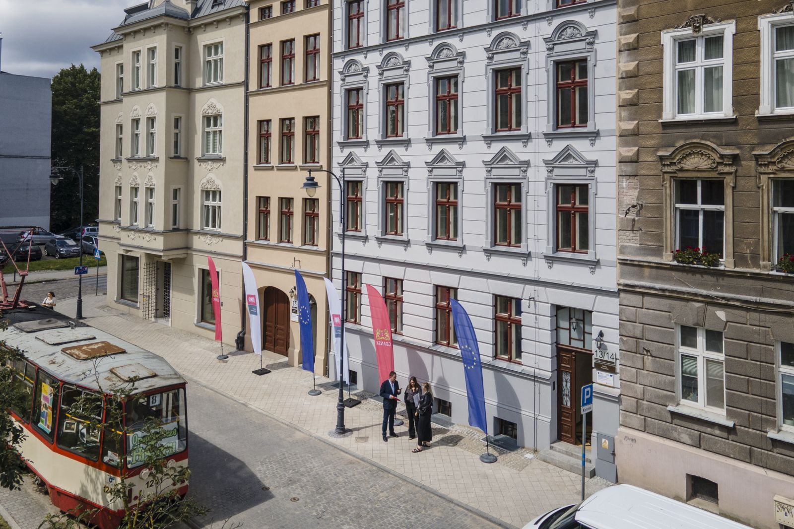 Na zdjęciu wyremontowane kamienice